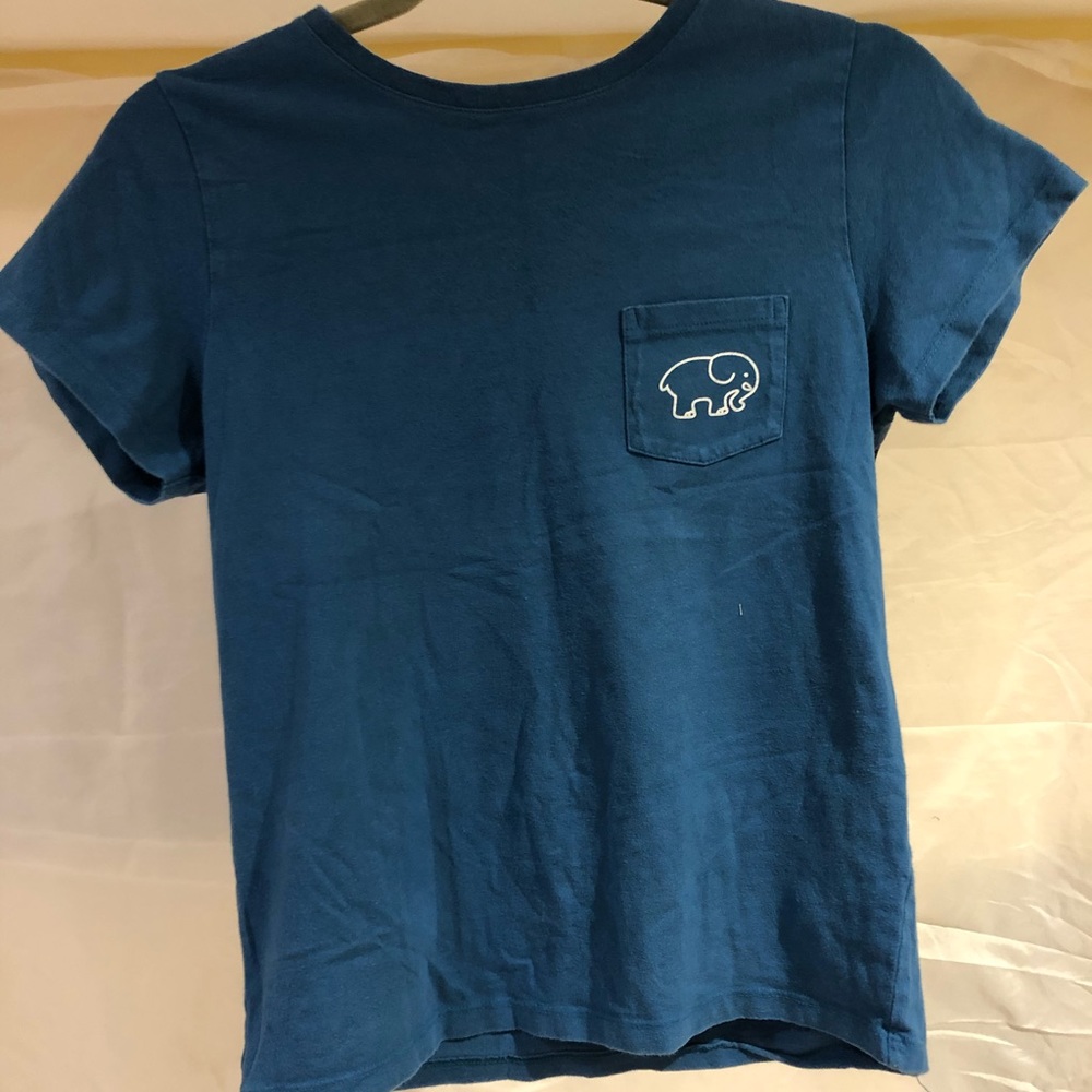 Super cute ivory Ella tee